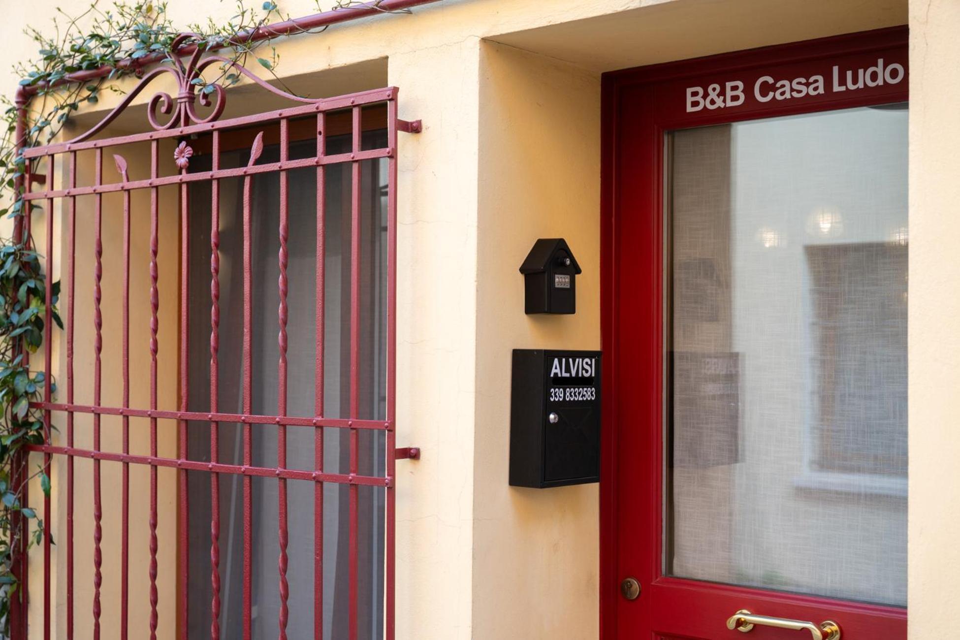 Bilocale Centro Storico Cesena Casa Ludo Apartman Kültér fotó